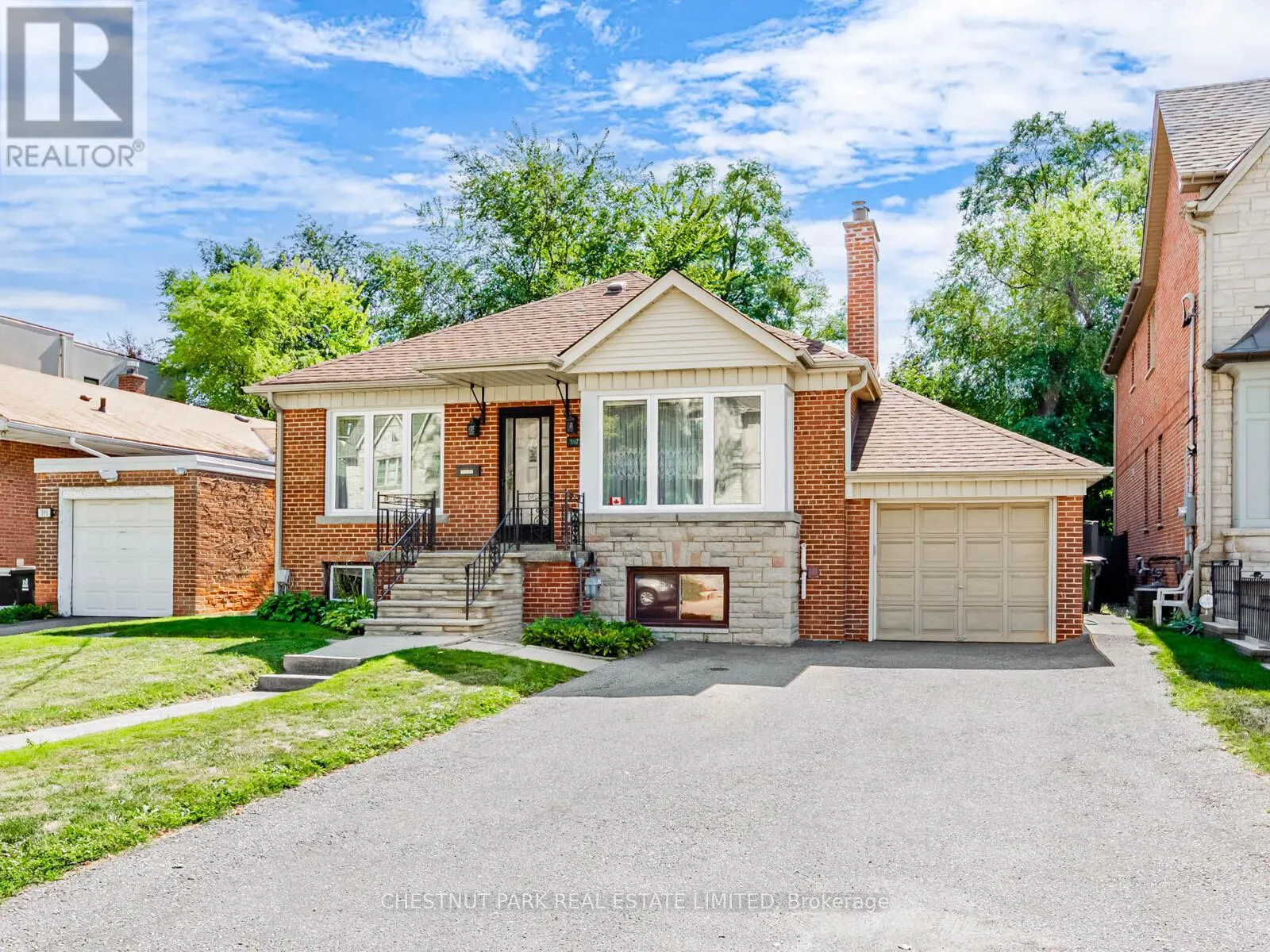 397 CORTLEIGH BOULEVARD