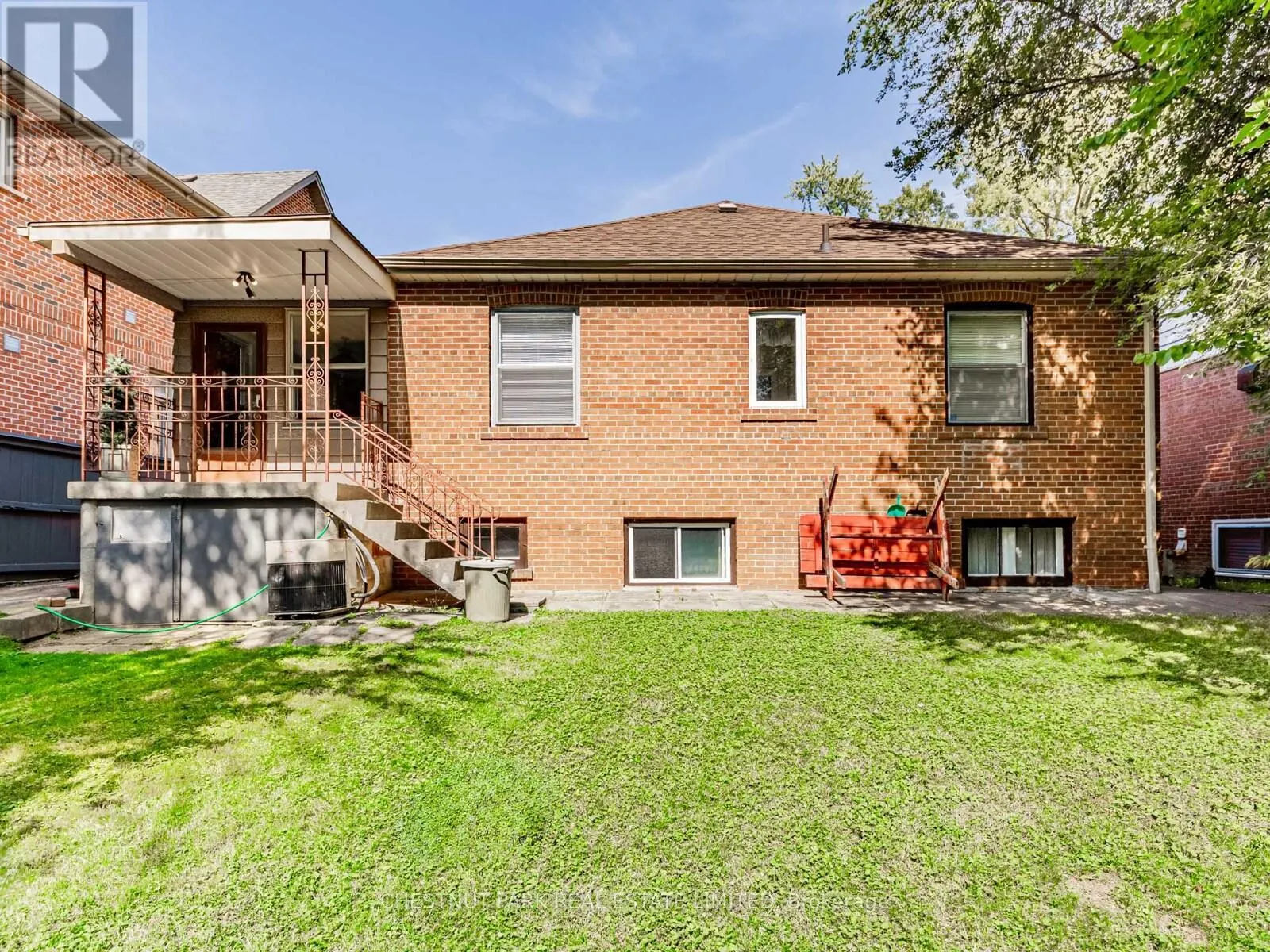 397 CORTLEIGH BOULEVARD