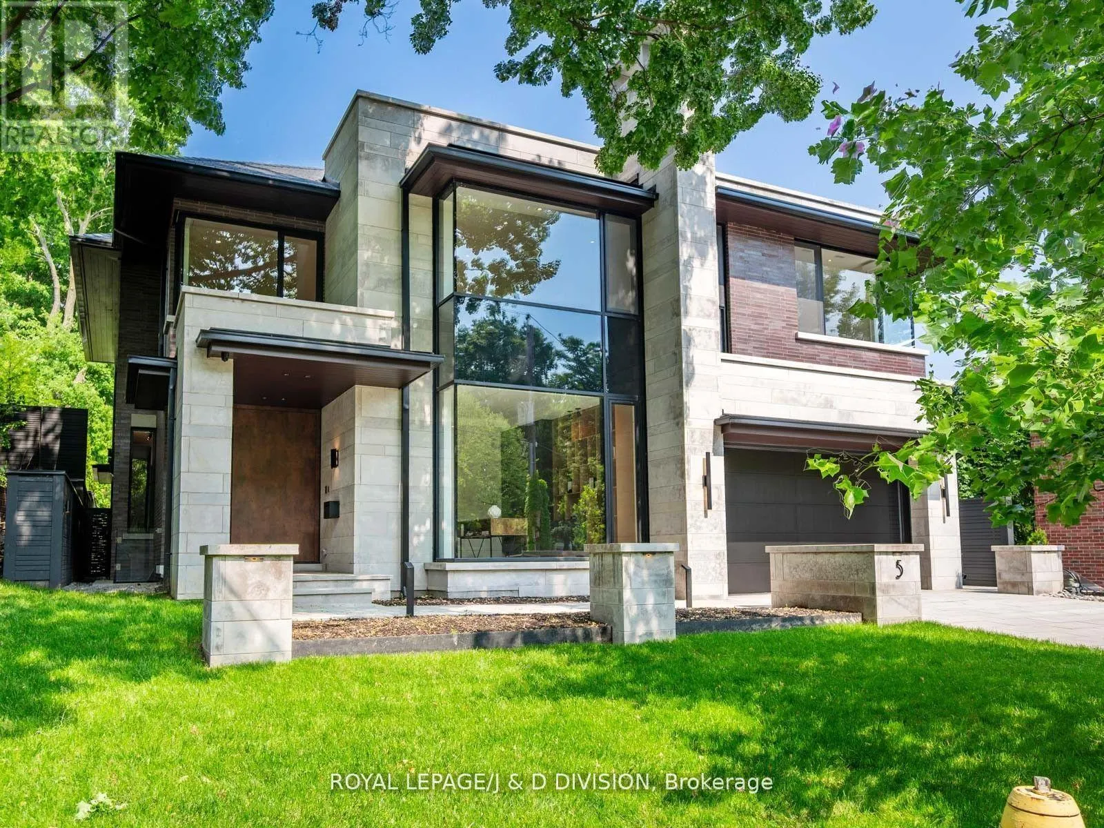 5 FIDELIA AVENUE