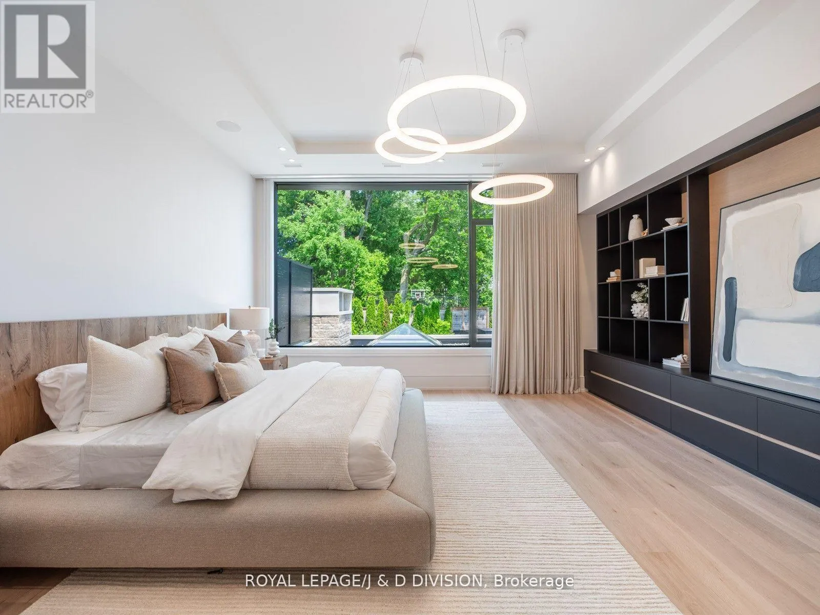 5 FIDELIA AVENUE