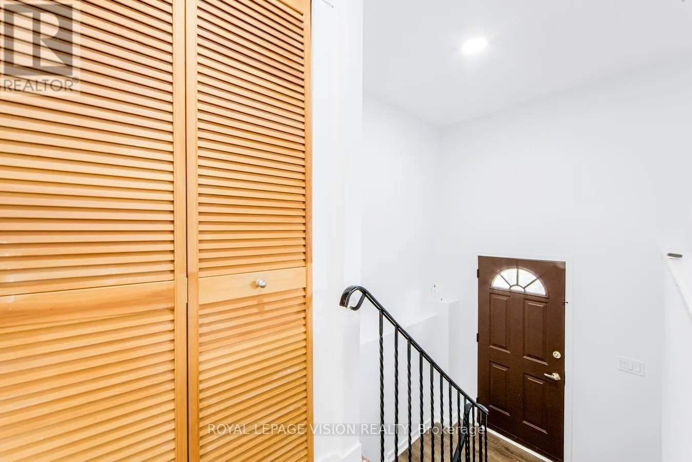 127 FRESHMEADOW DRIVE