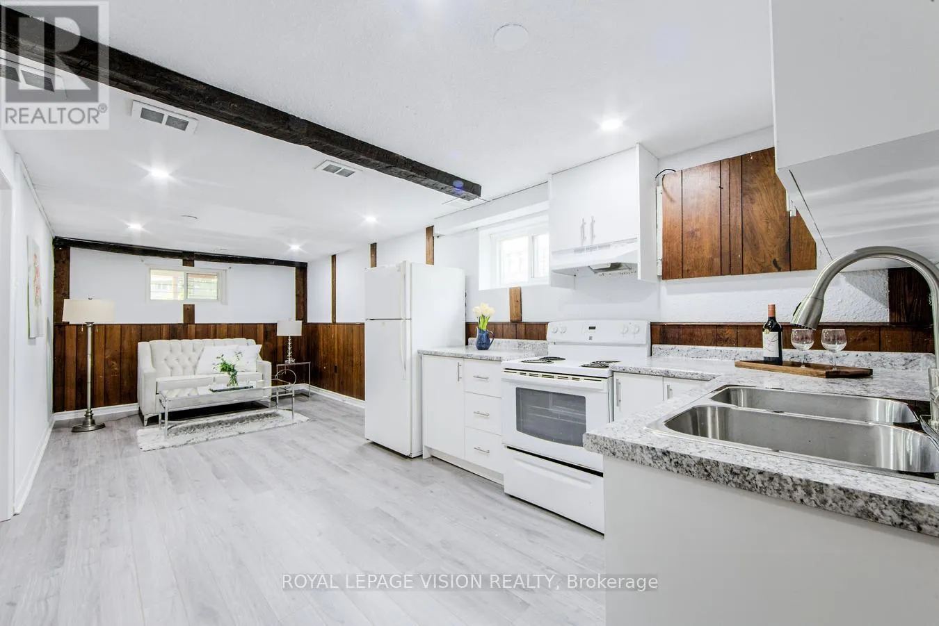 127 FRESHMEADOW DRIVE