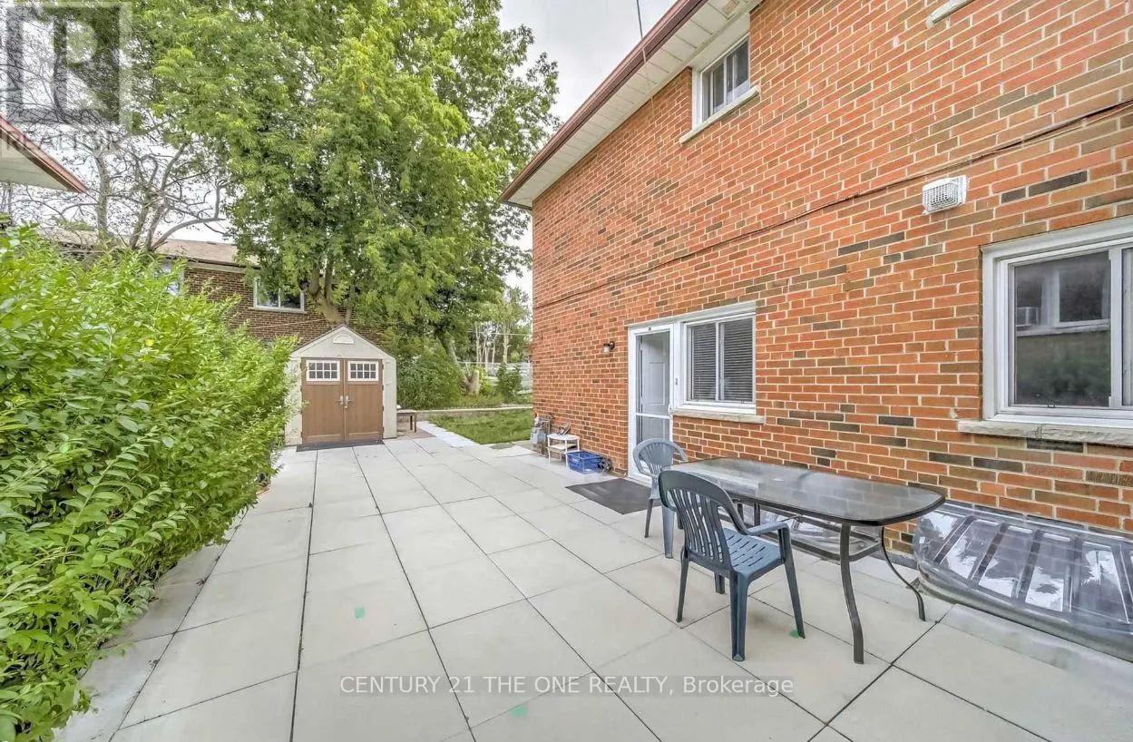 45 GREYHOUND DRIVE