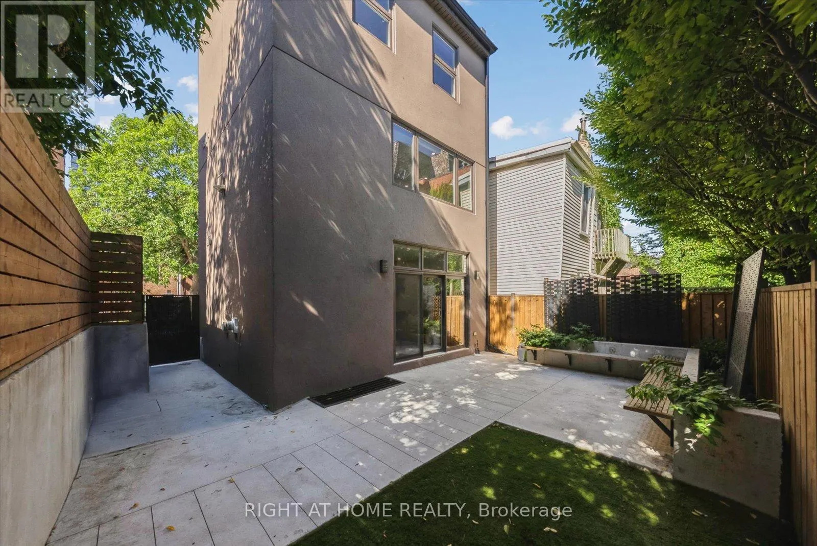 265 ONTARIO STREET