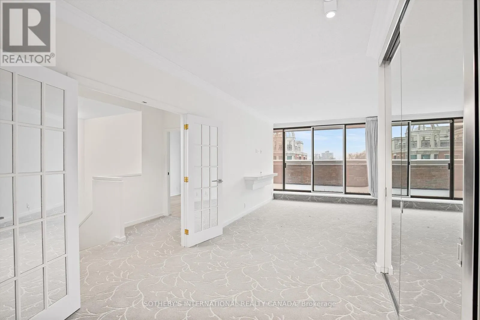 408 - 55A AVENUE ROAD