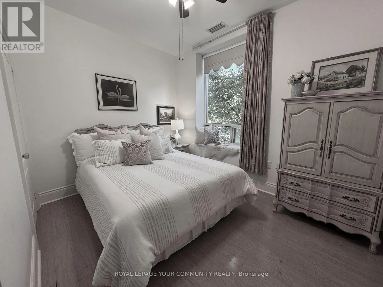 112 - 88 GRANDVIEW WAY