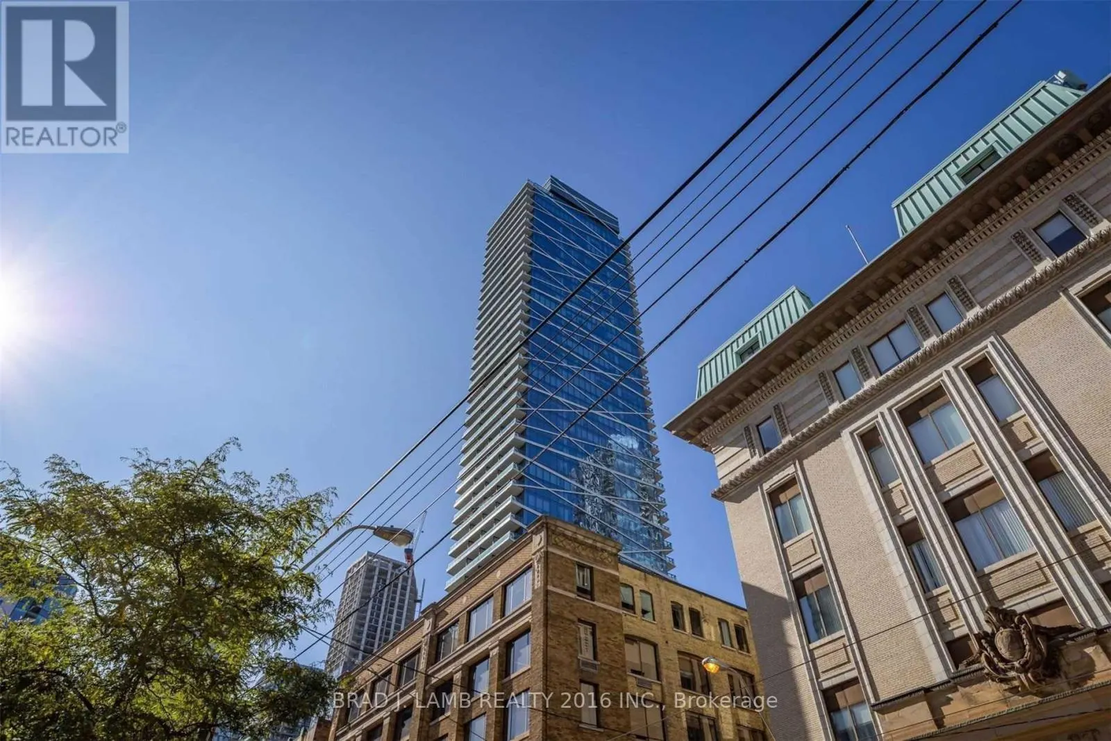 1301 - 224 KING STREET W