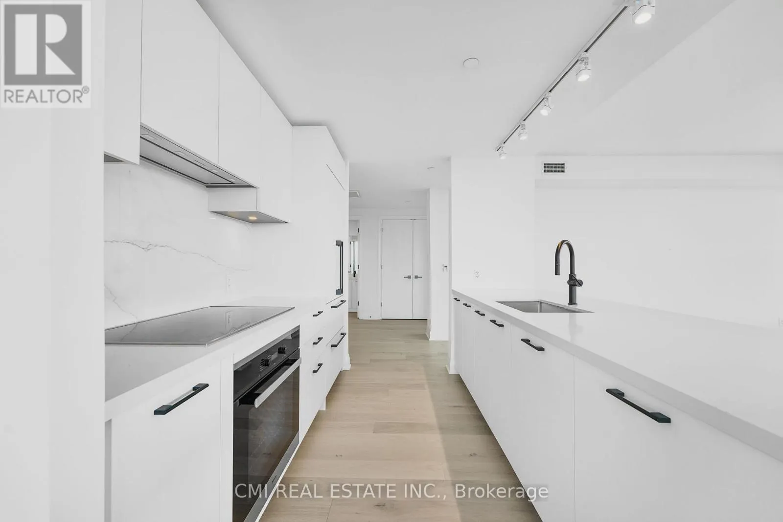 1603 - 33 FREDERICK TODD WAY
