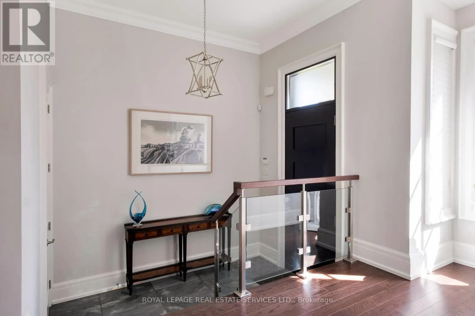 390 WALMER ROAD W