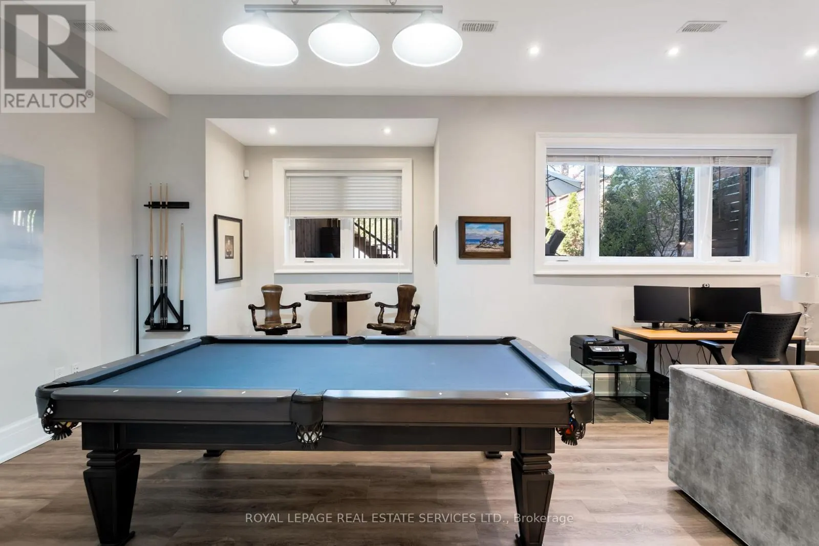 390 WALMER ROAD W