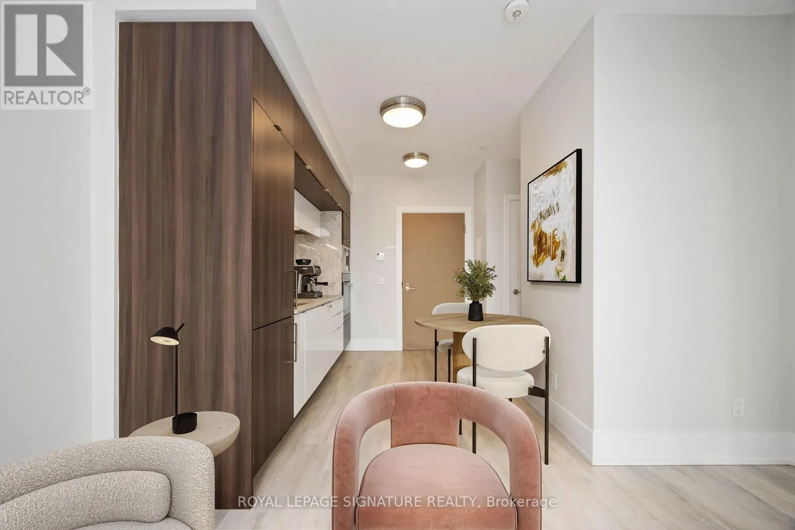 G PH 29 - 1 EDGEWATER DRIVE