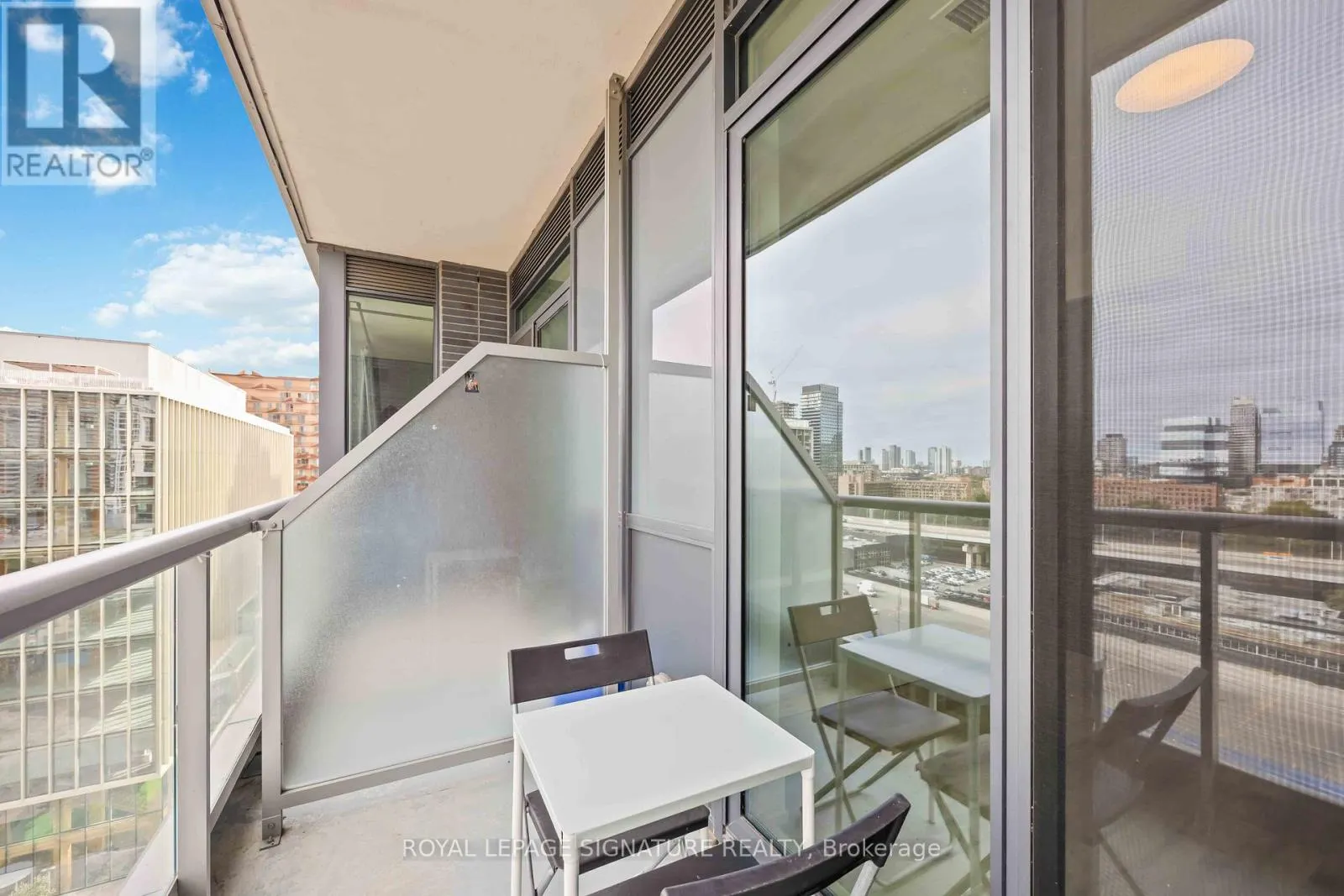 G PH 29 - 1 EDGEWATER DRIVE