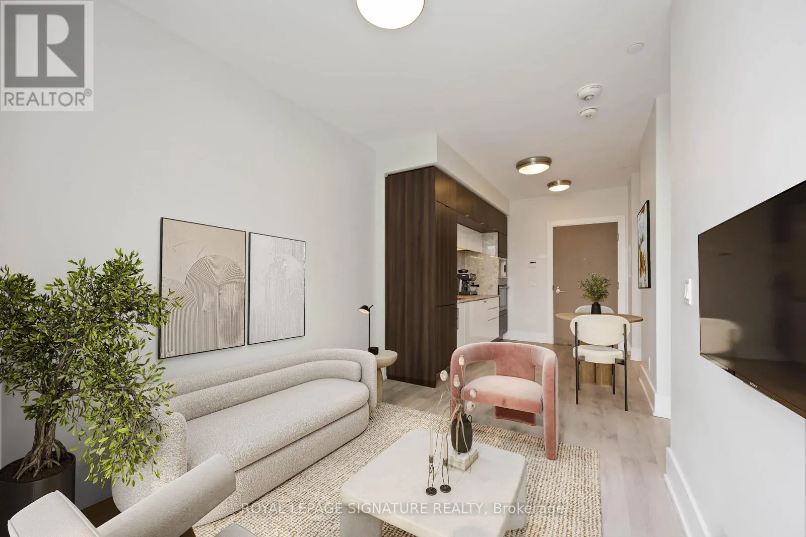 G PH 29 - 1 EDGEWATER DRIVE