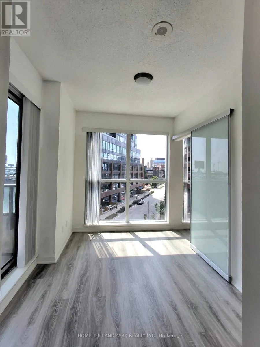 405 - 69 LYNN WILLIAMS STREET