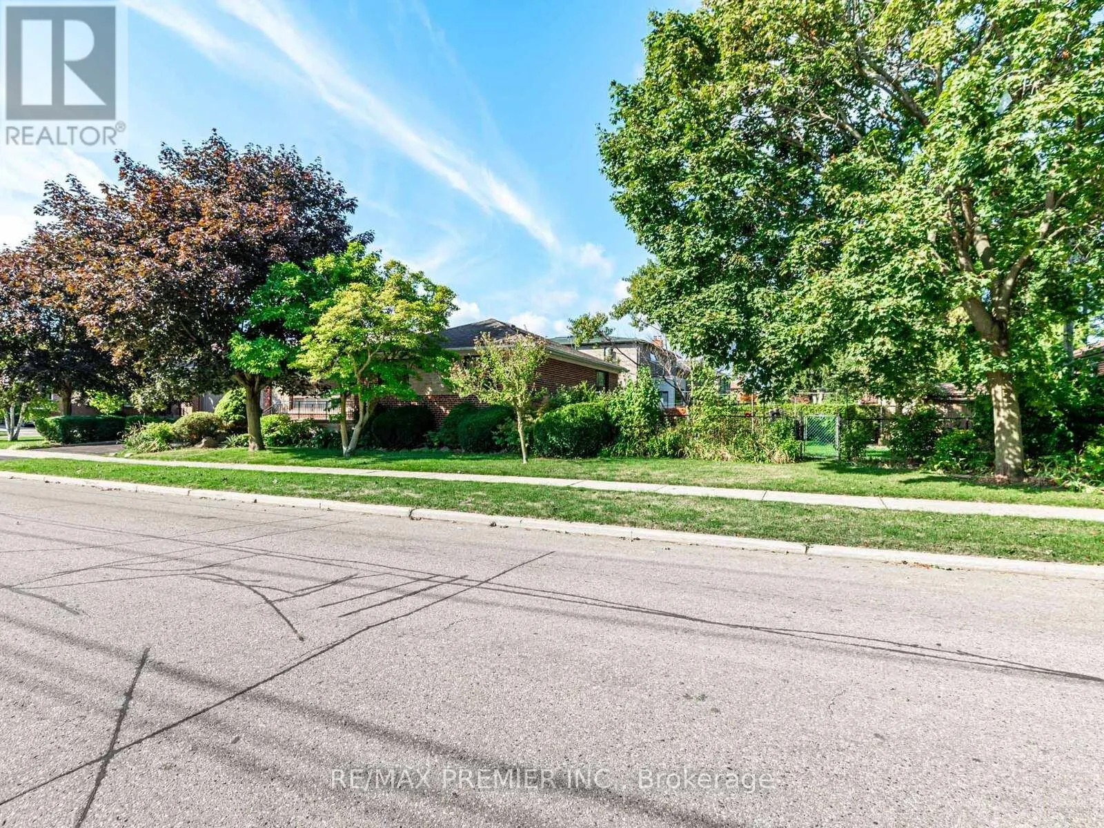 150 CODSELL AVENUE