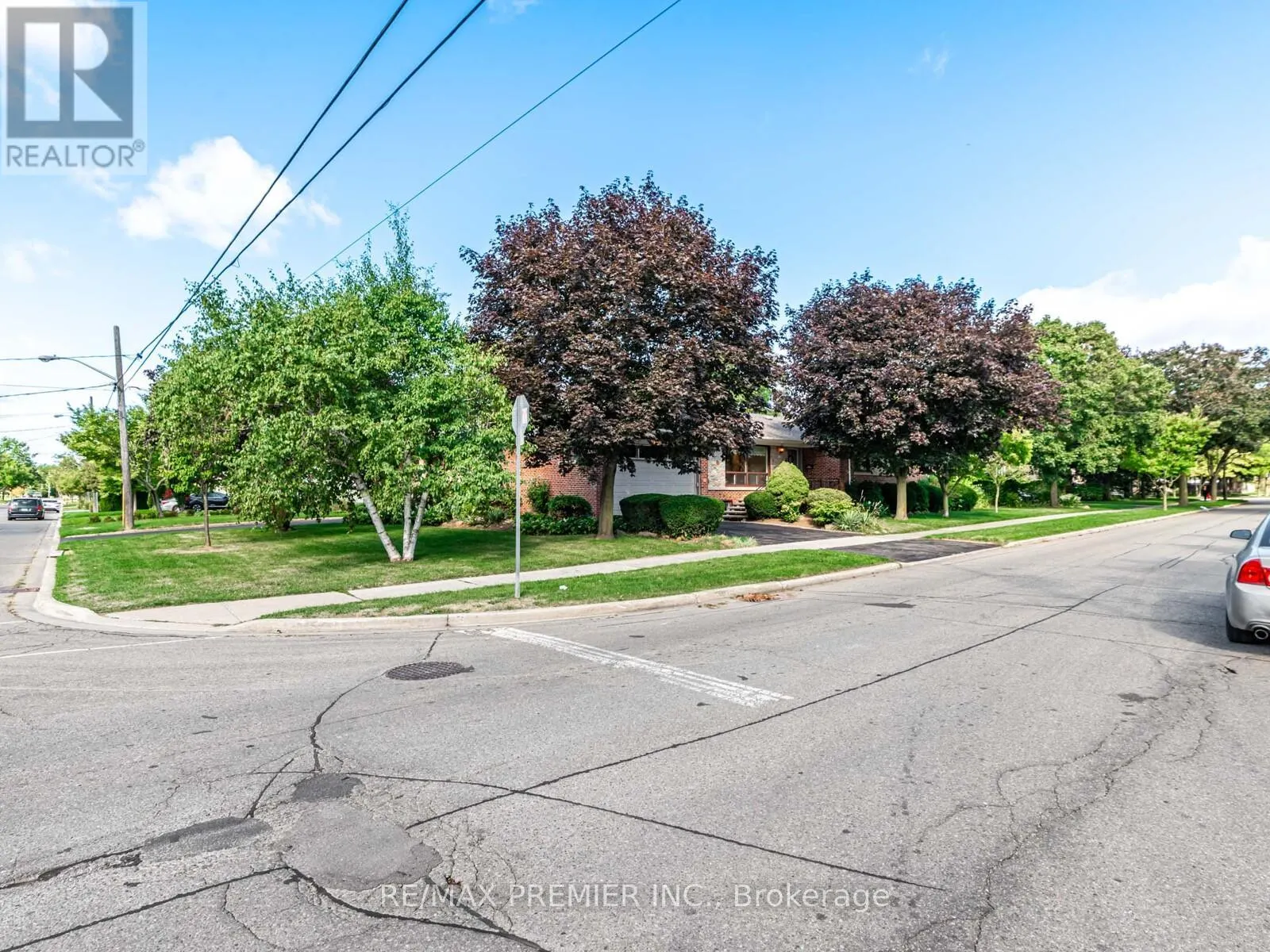 150 CODSELL AVENUE