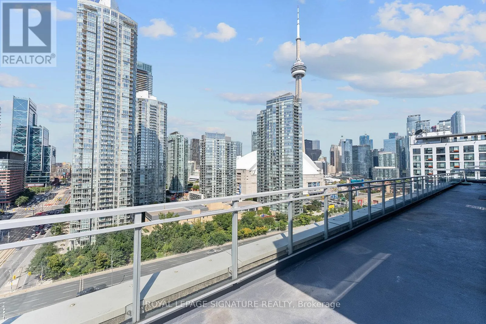 1407 - 410 QUEENS QUAY W