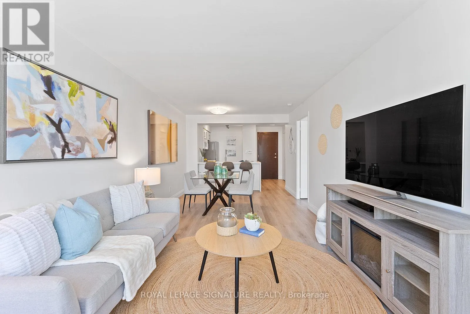 1407 - 410 QUEENS QUAY W