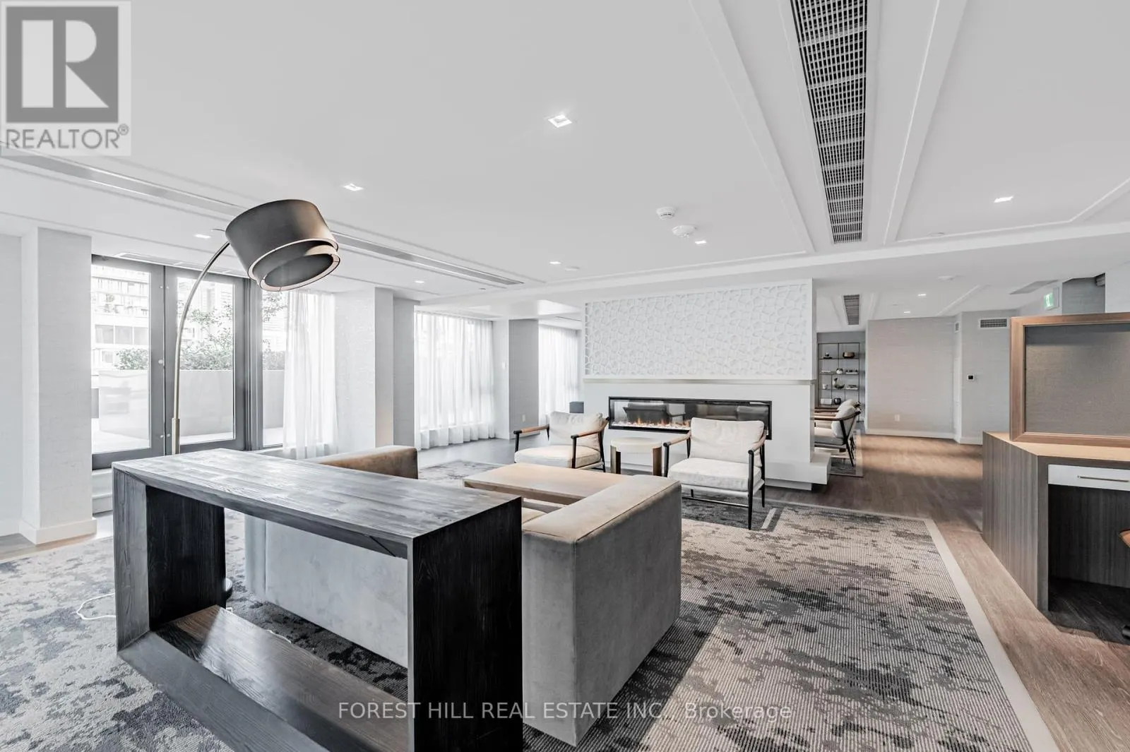 301 - 543 RICHMOND STREET W
