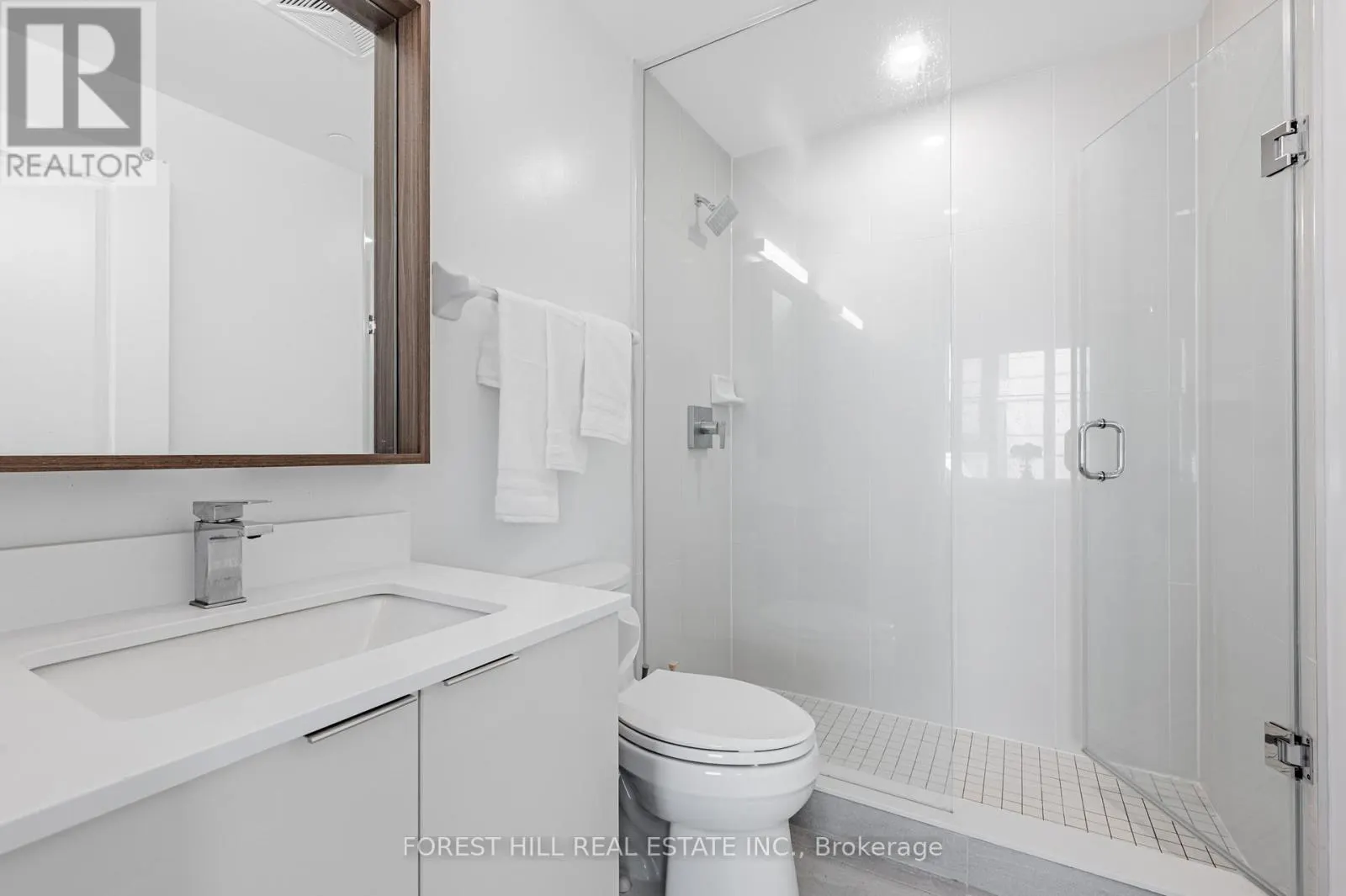 301 - 543 RICHMOND STREET W