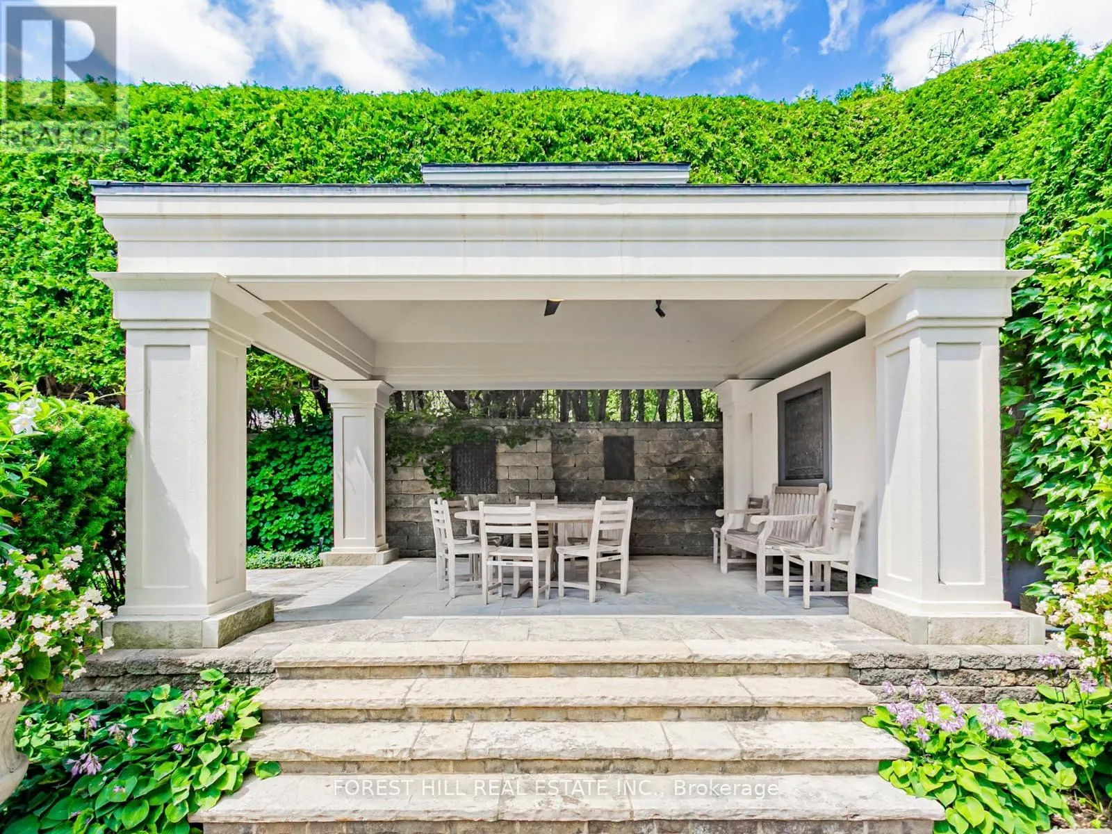 7 CEDARWOOD AVENUE