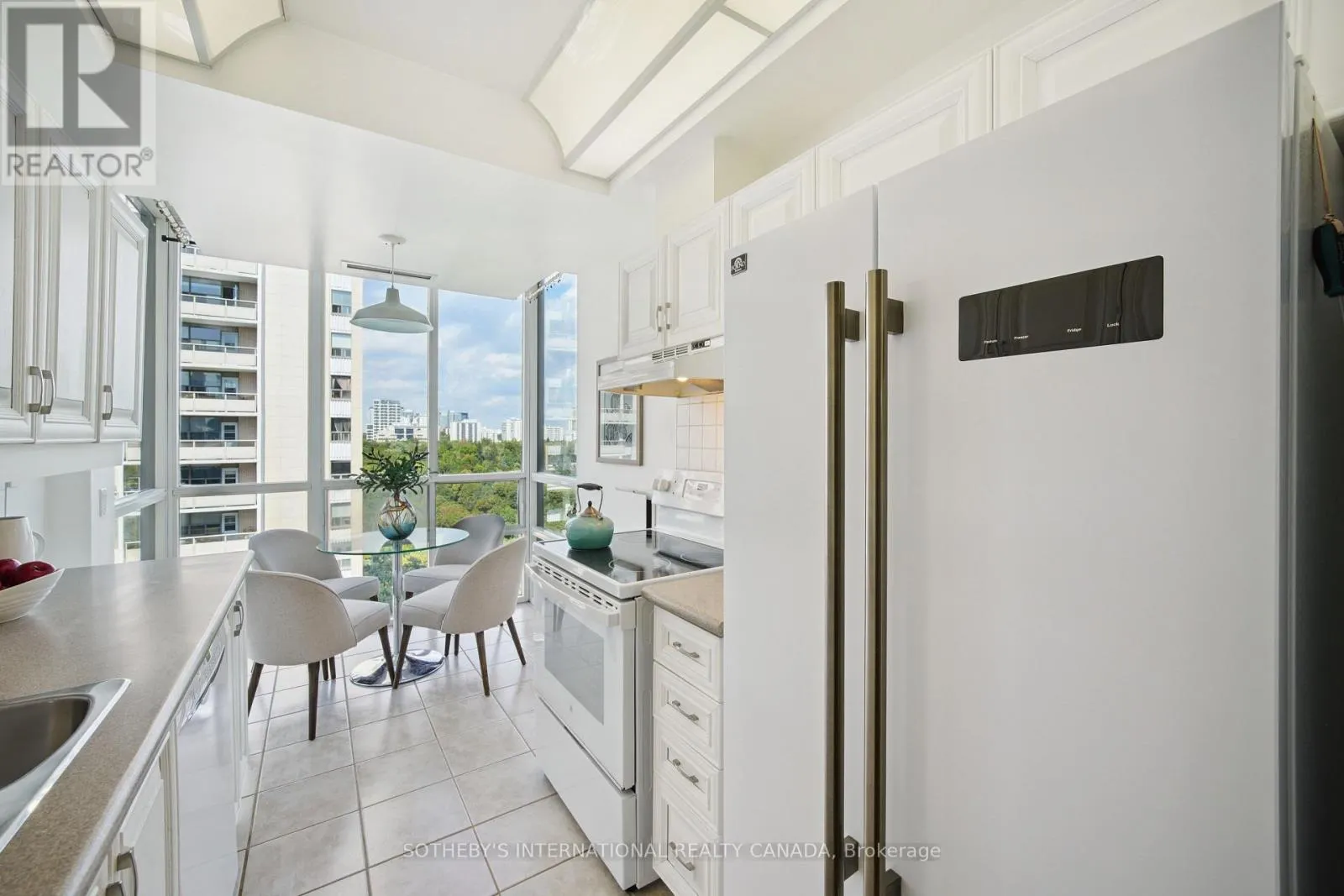 LPH08 - 38 AVOCA AVENUE