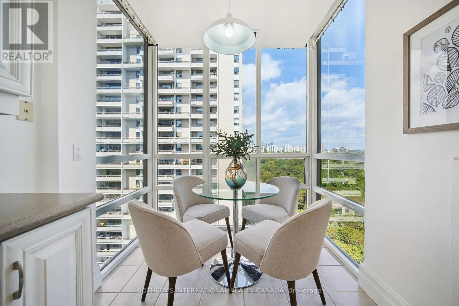 LPH08 - 38 AVOCA AVENUE