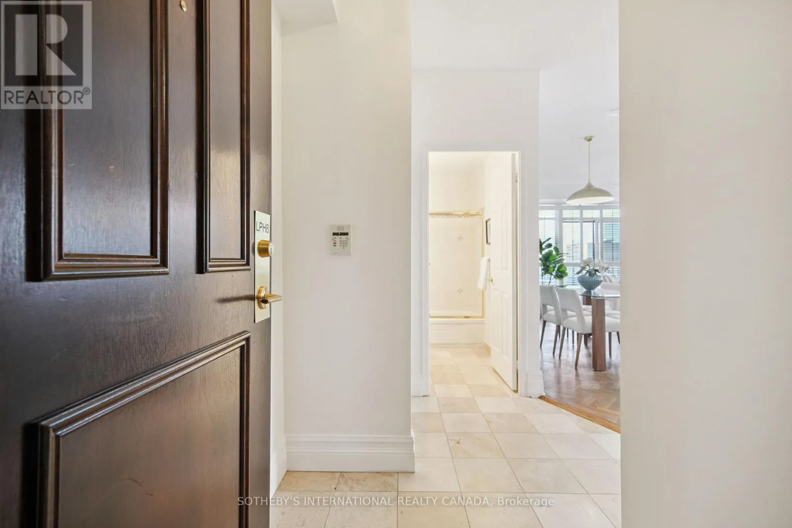 LPH08 - 38 AVOCA AVENUE
