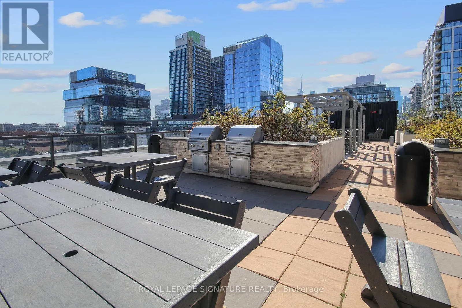 523 - 120 PARLIAMENT STREET