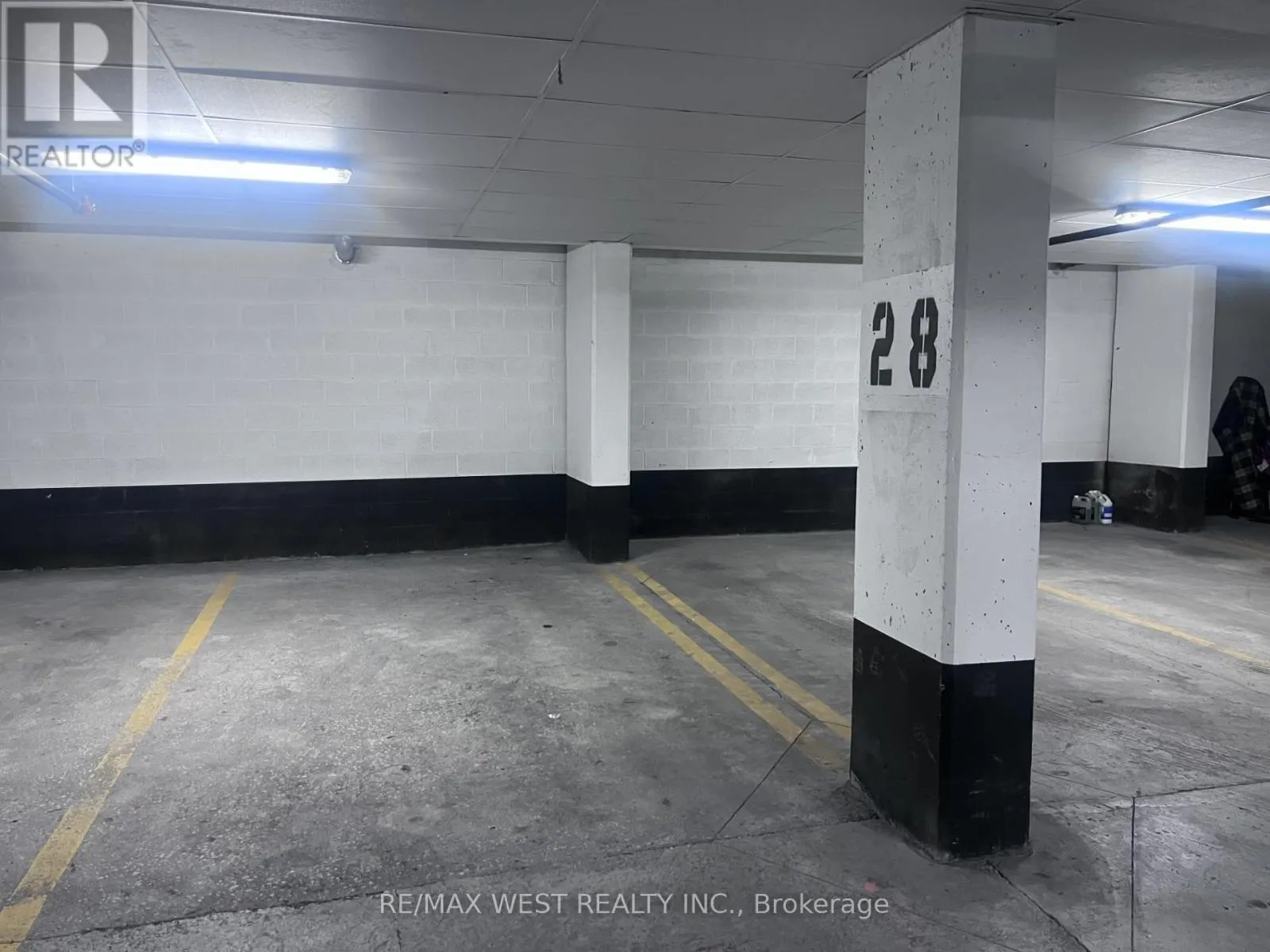 310 - 639 LAWRENCE AVENUE W