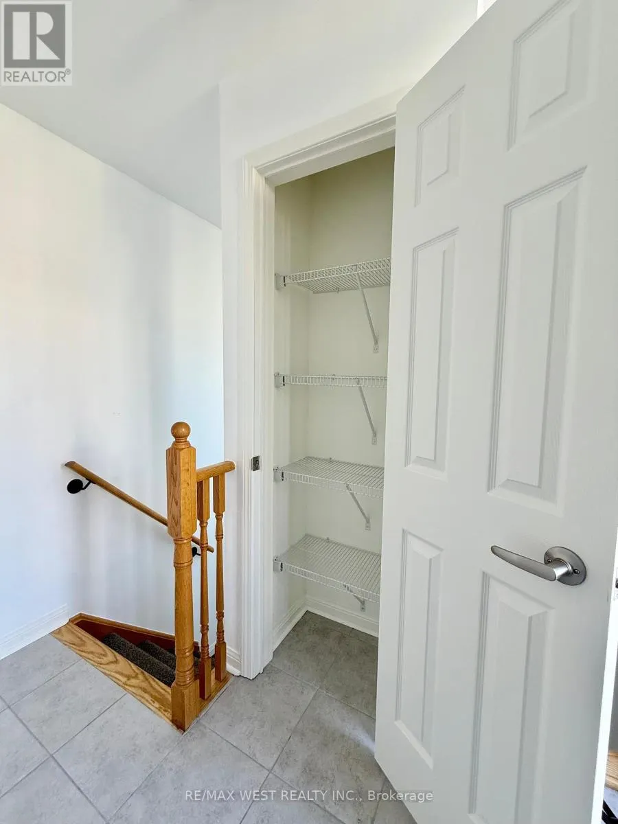 310 - 639 LAWRENCE AVENUE W