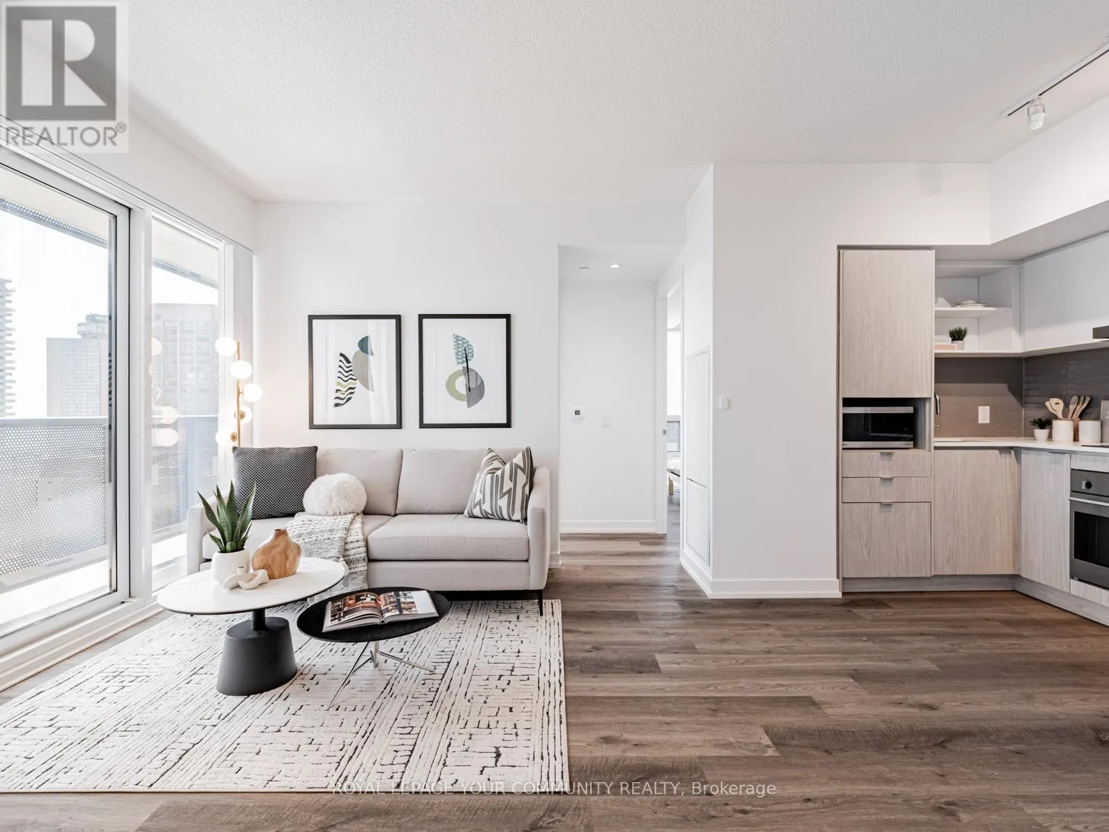 1611 - 55 COOPER STREET