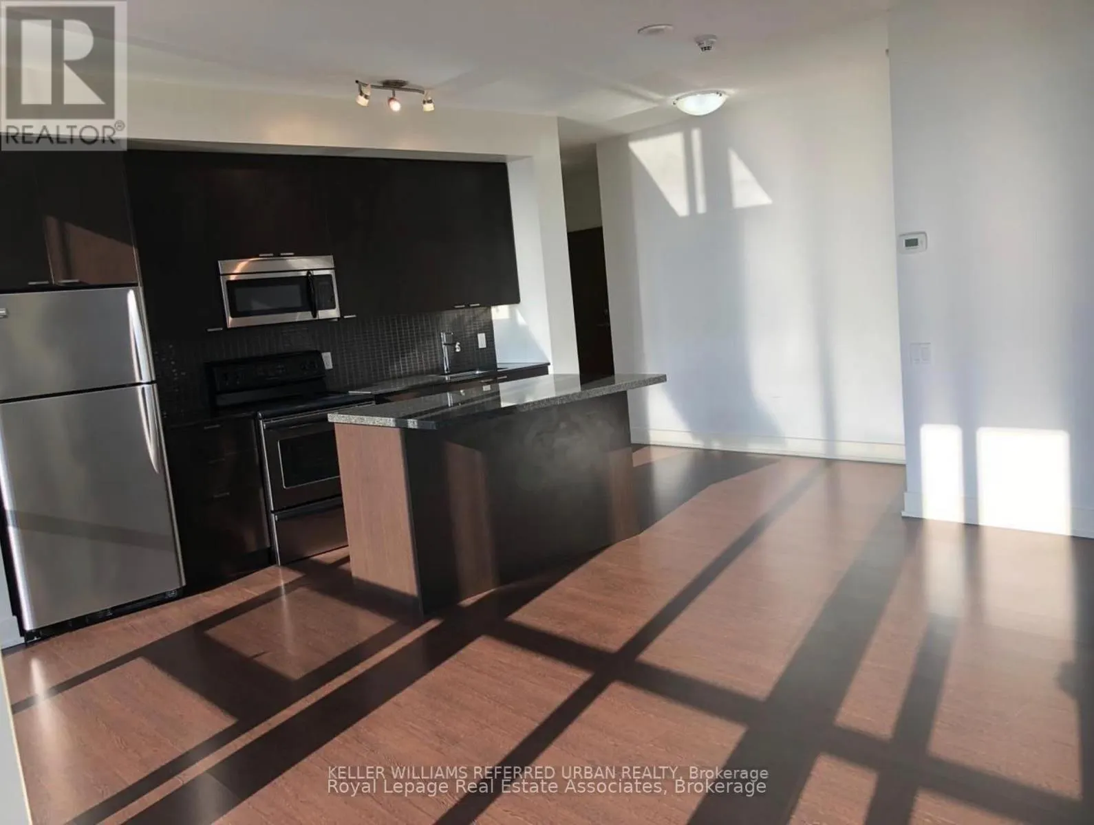 1210 - 23 SHEPPARD AVENUE E