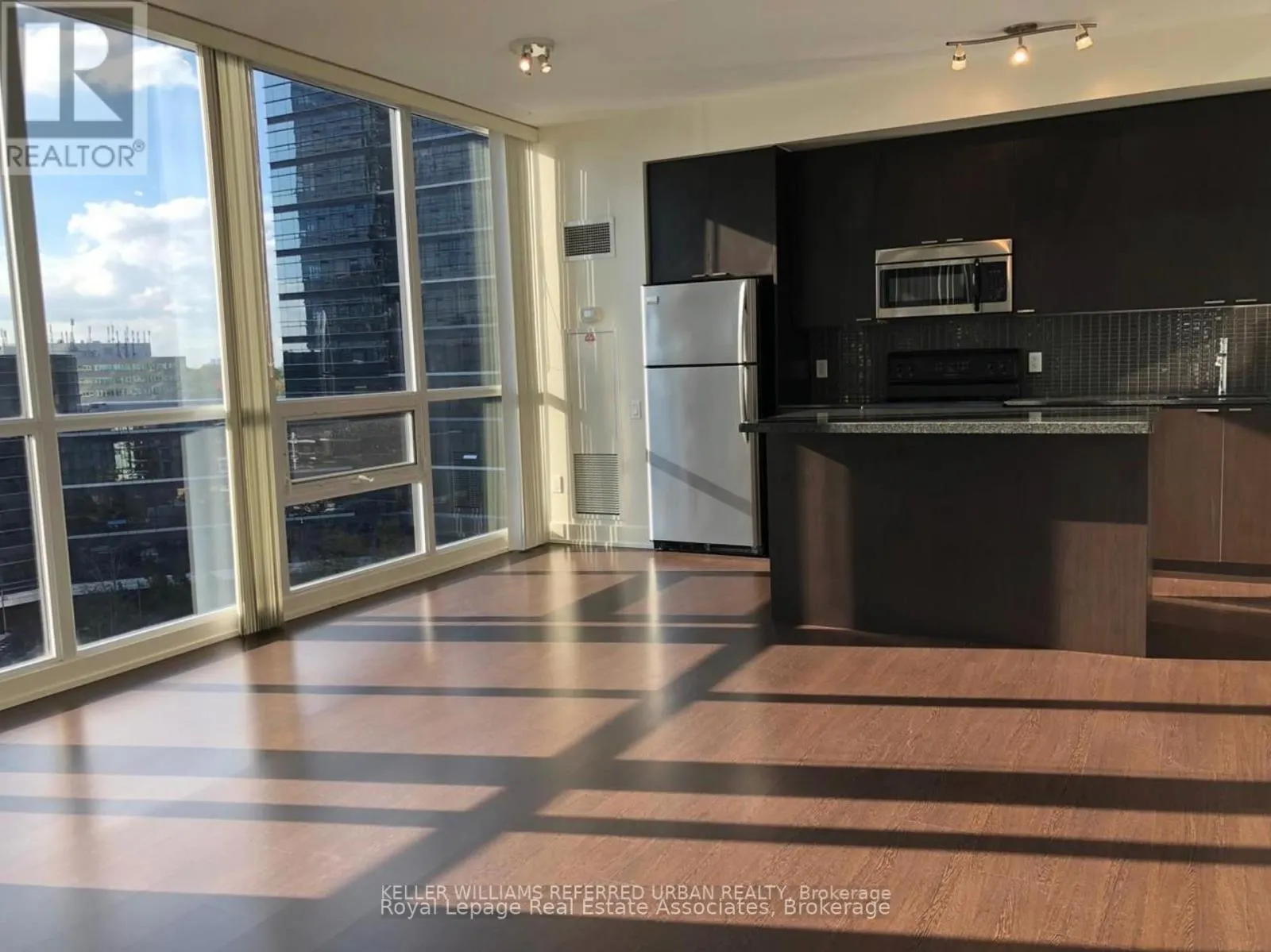 1210 - 23 SHEPPARD AVENUE E
