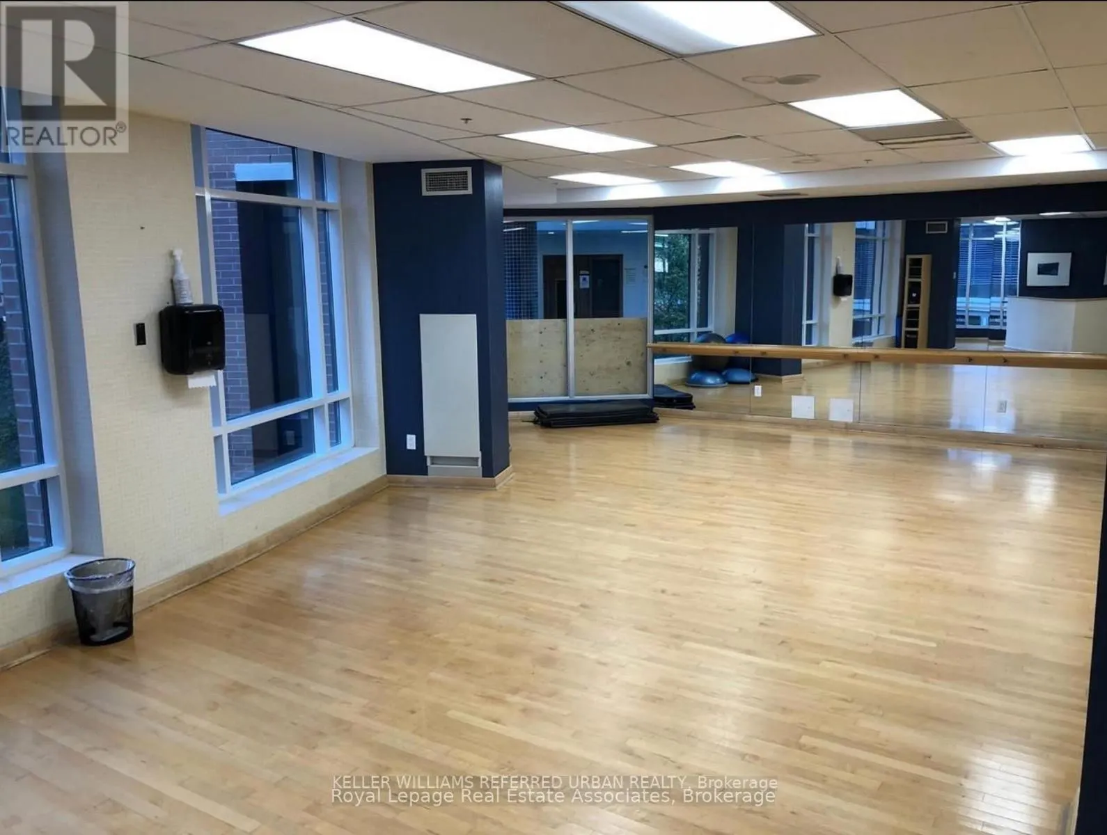 1210 - 23 SHEPPARD AVENUE E