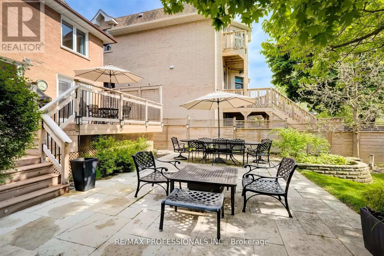 30 TOBRUK CRESCENT