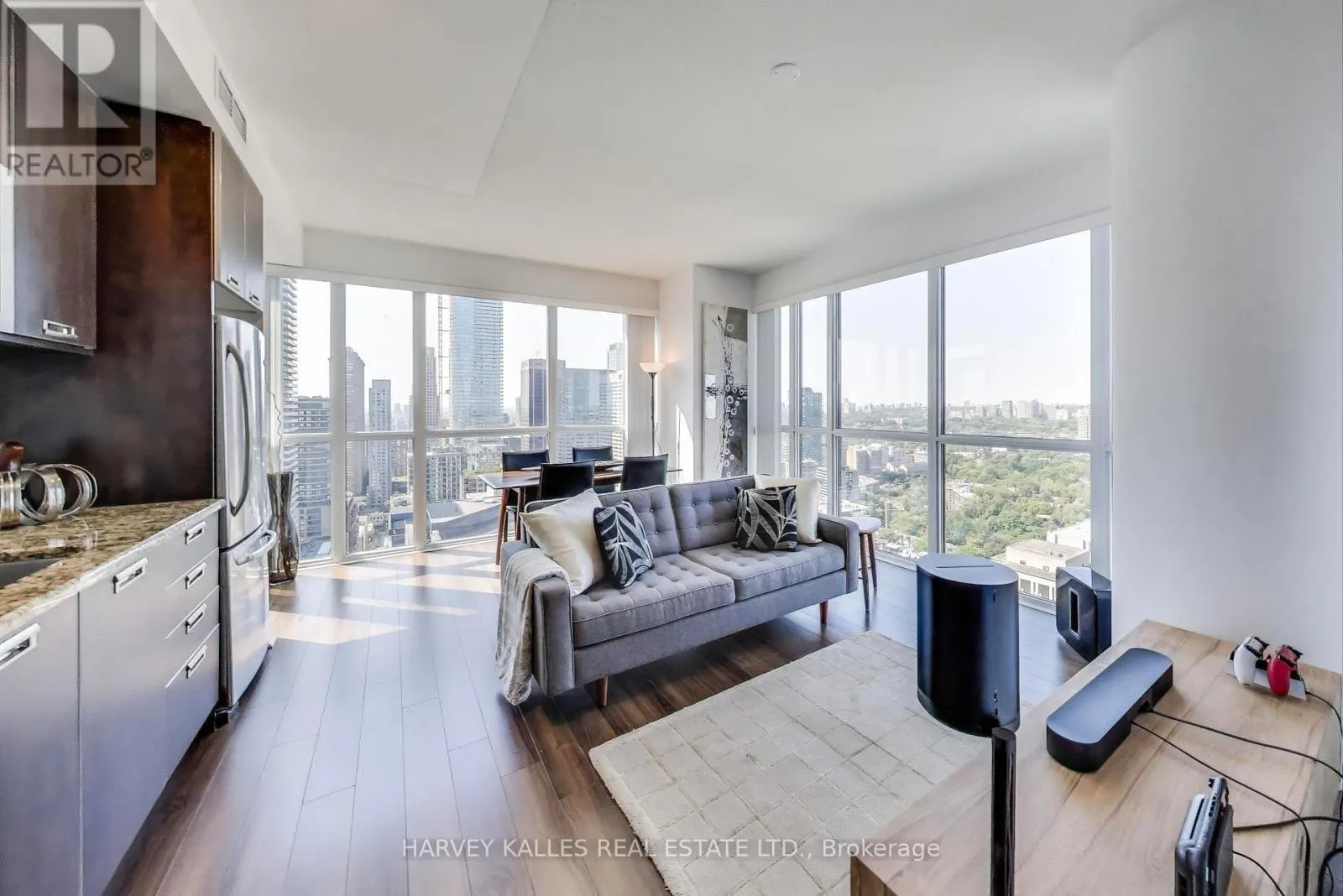 3609 - 28 TED ROGERS WAY