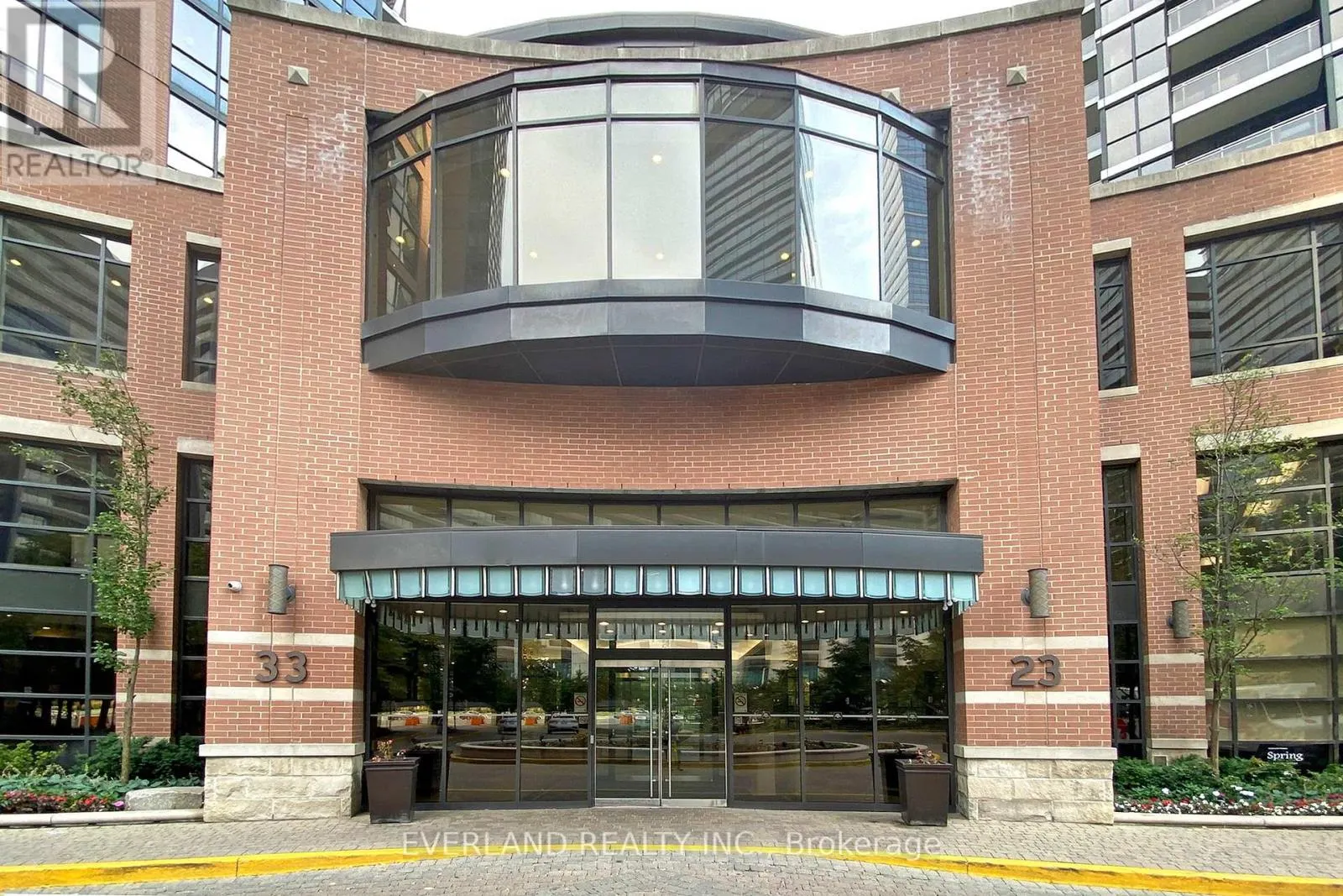 1604 - 23 SHEPPARD AVENUE E