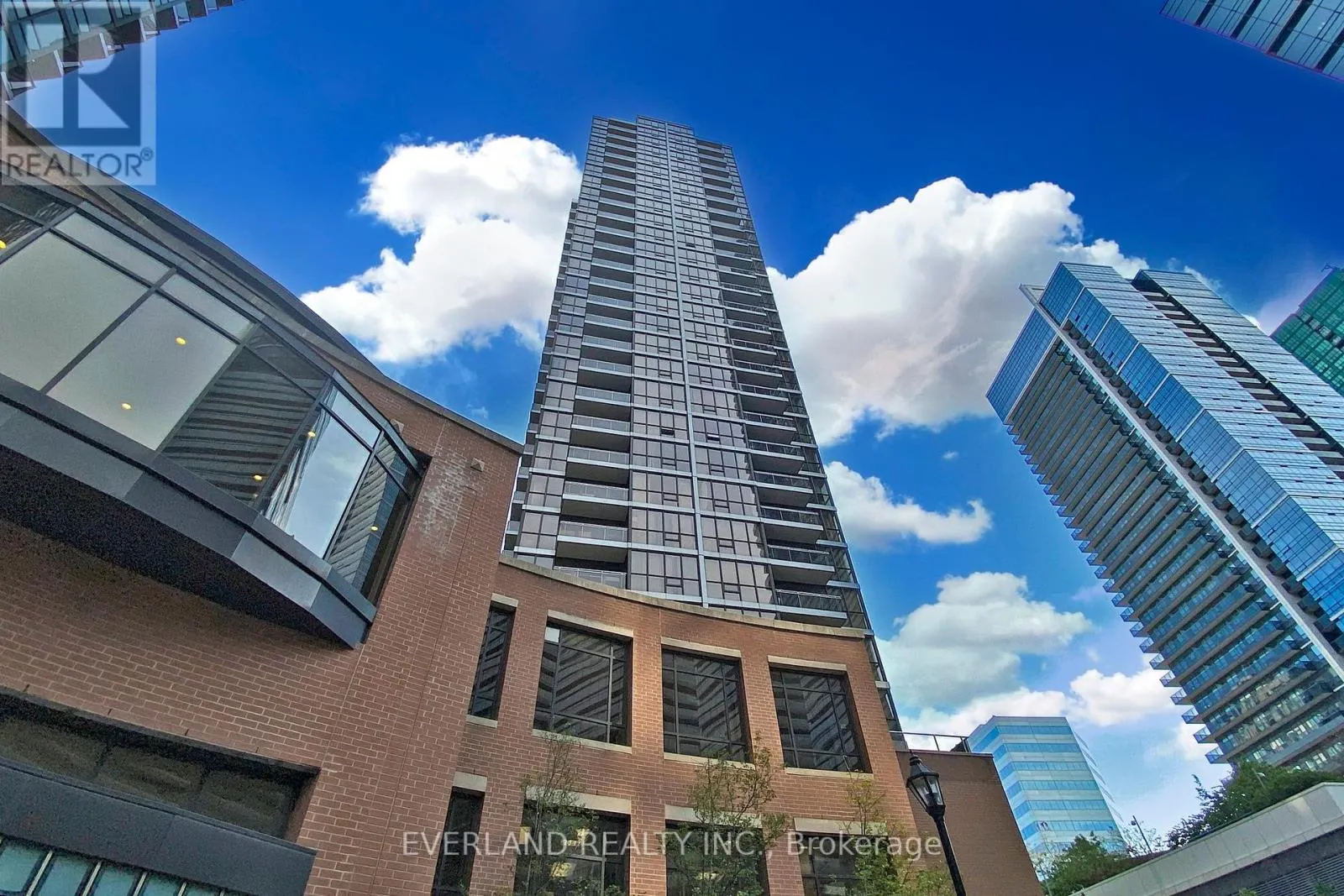 1604 - 23 SHEPPARD AVENUE E