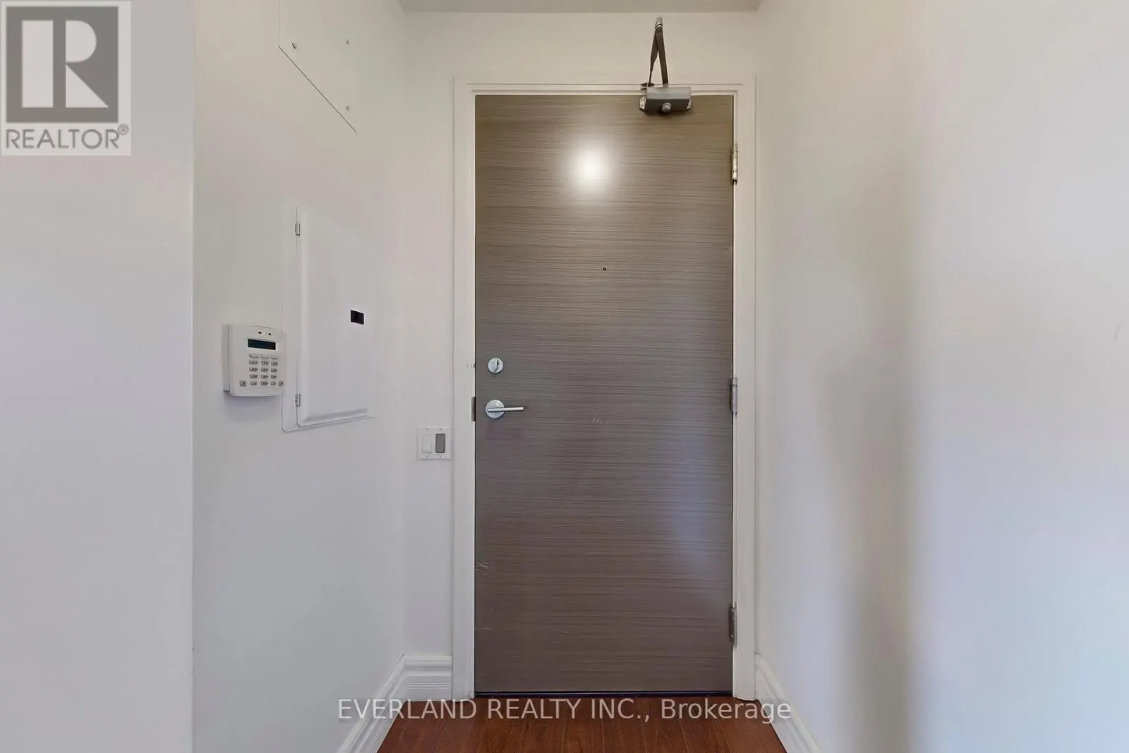 1604 - 23 SHEPPARD AVENUE E