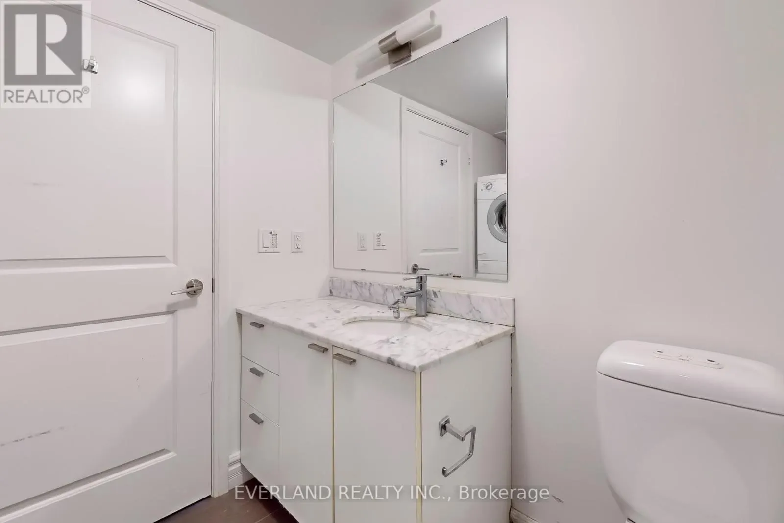 1604 - 23 SHEPPARD AVENUE E