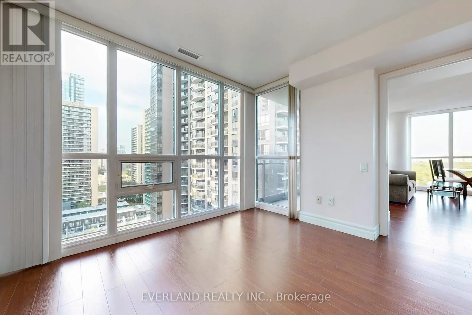 1604 - 23 SHEPPARD AVENUE E