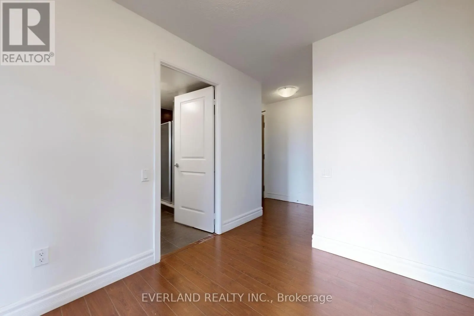 1604 - 23 SHEPPARD AVENUE E