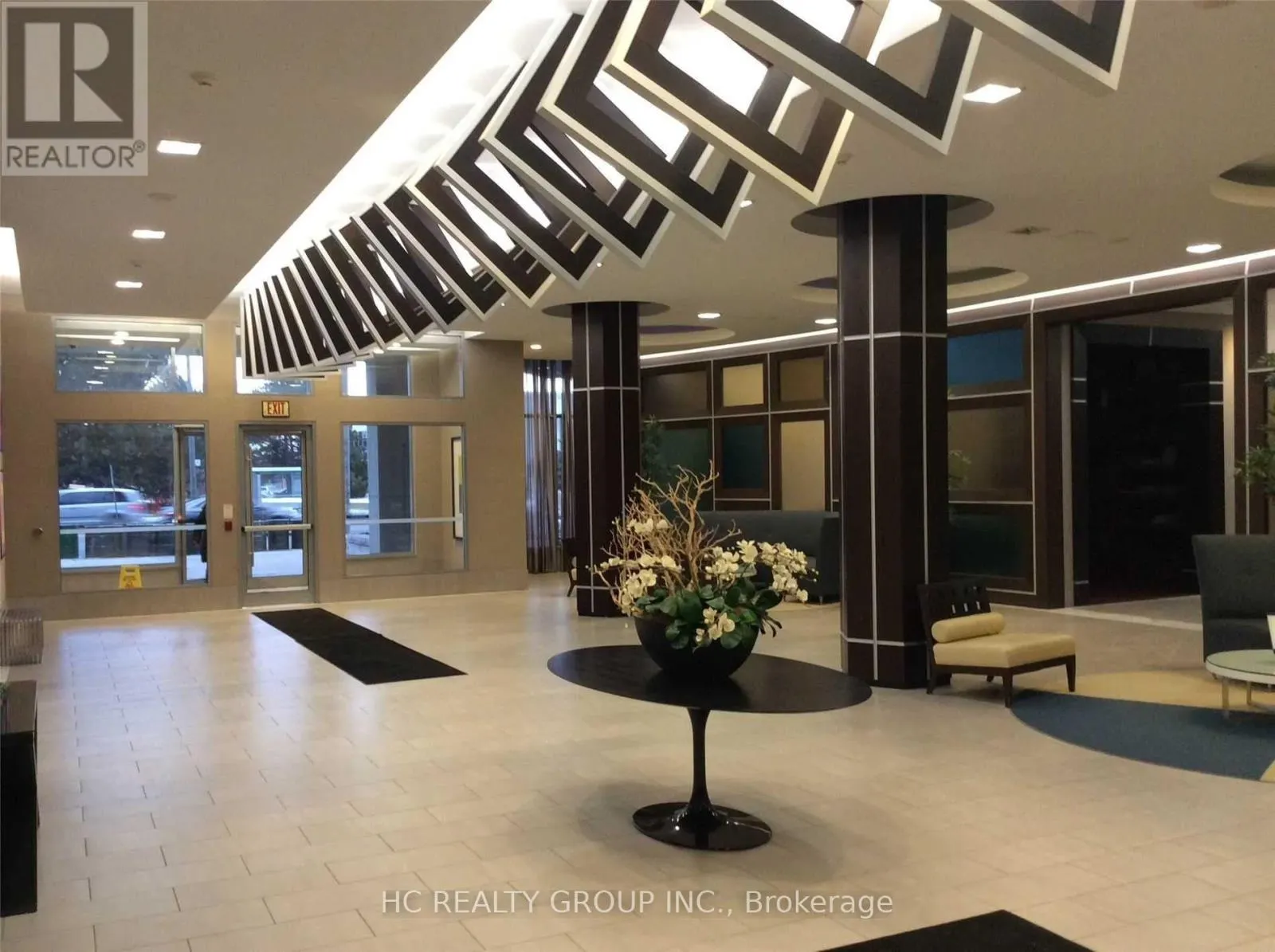 1810 - 5791 YONGE STREET