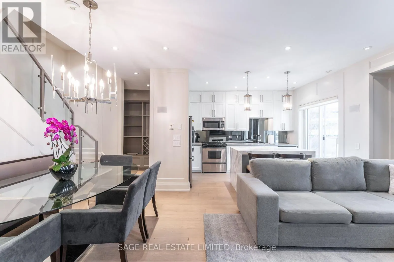 36A MCMURRICH STREET