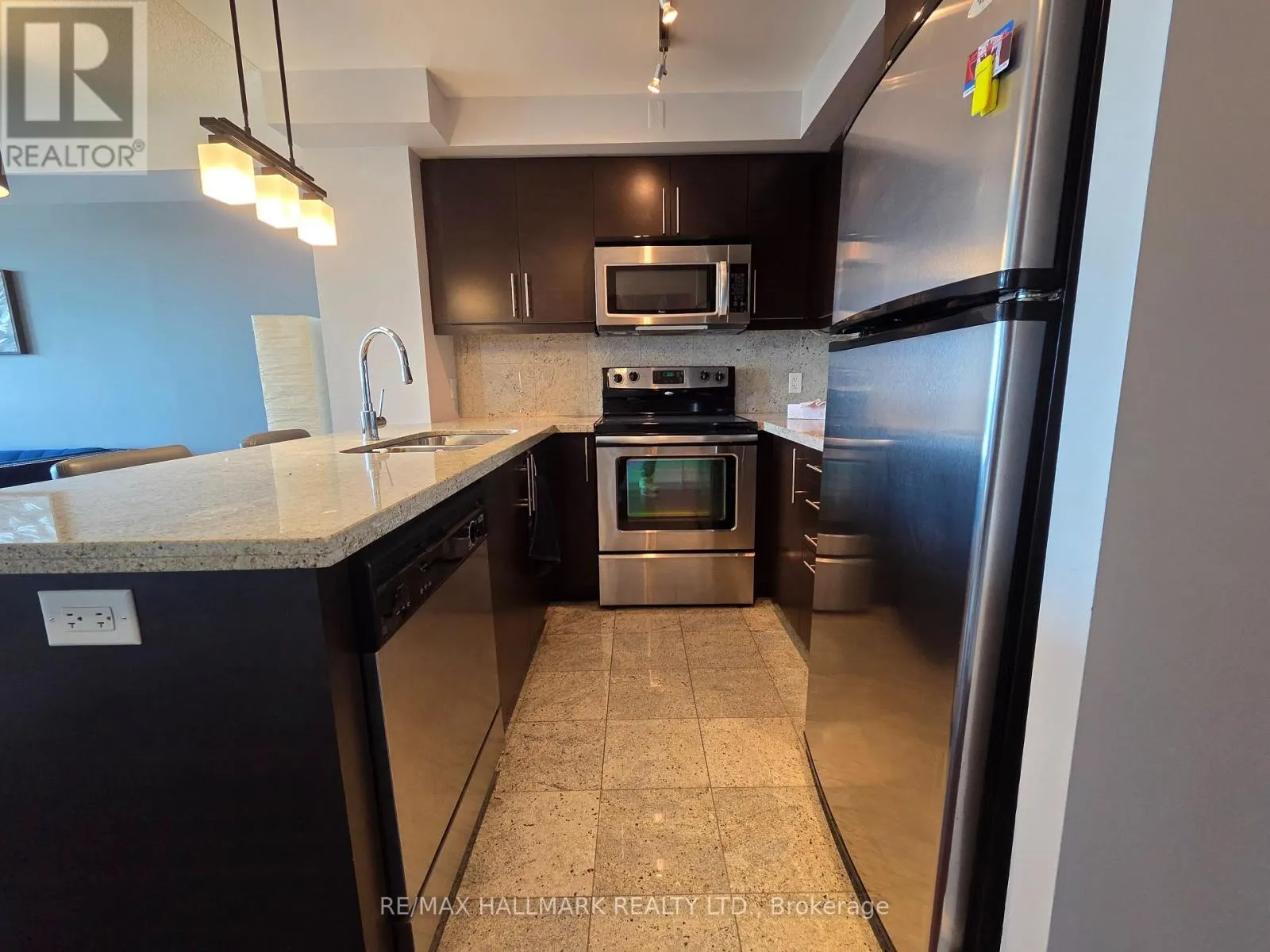507 - 676 SHEPPARD AVENUE E