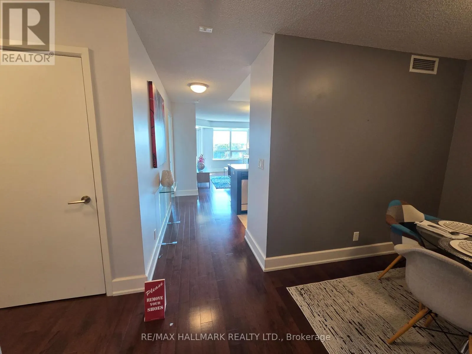 507 - 676 SHEPPARD AVENUE E