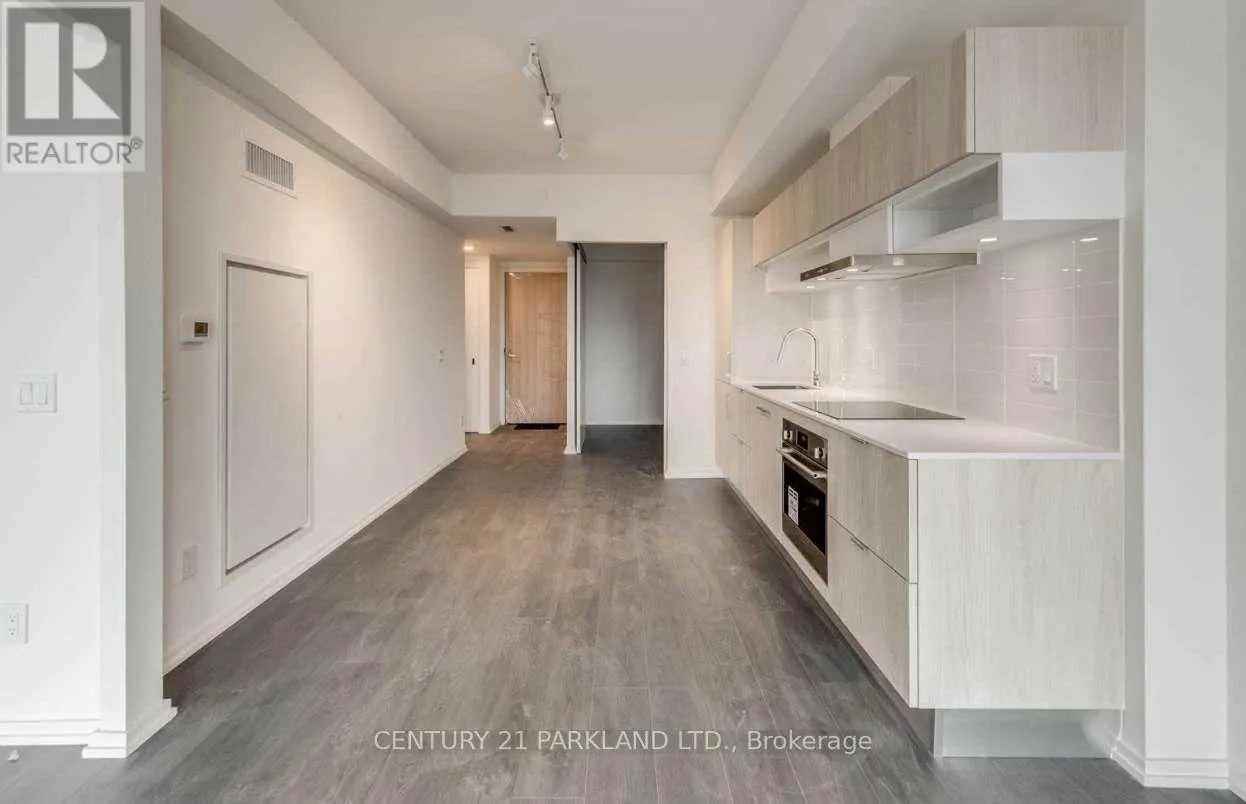 632 - 8 HILLSDALE AVENUE E