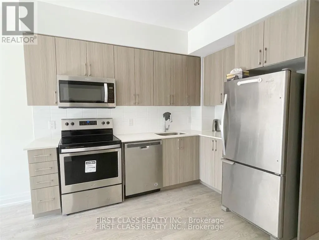 708 - 591 SHEPPARD AVENUE E
