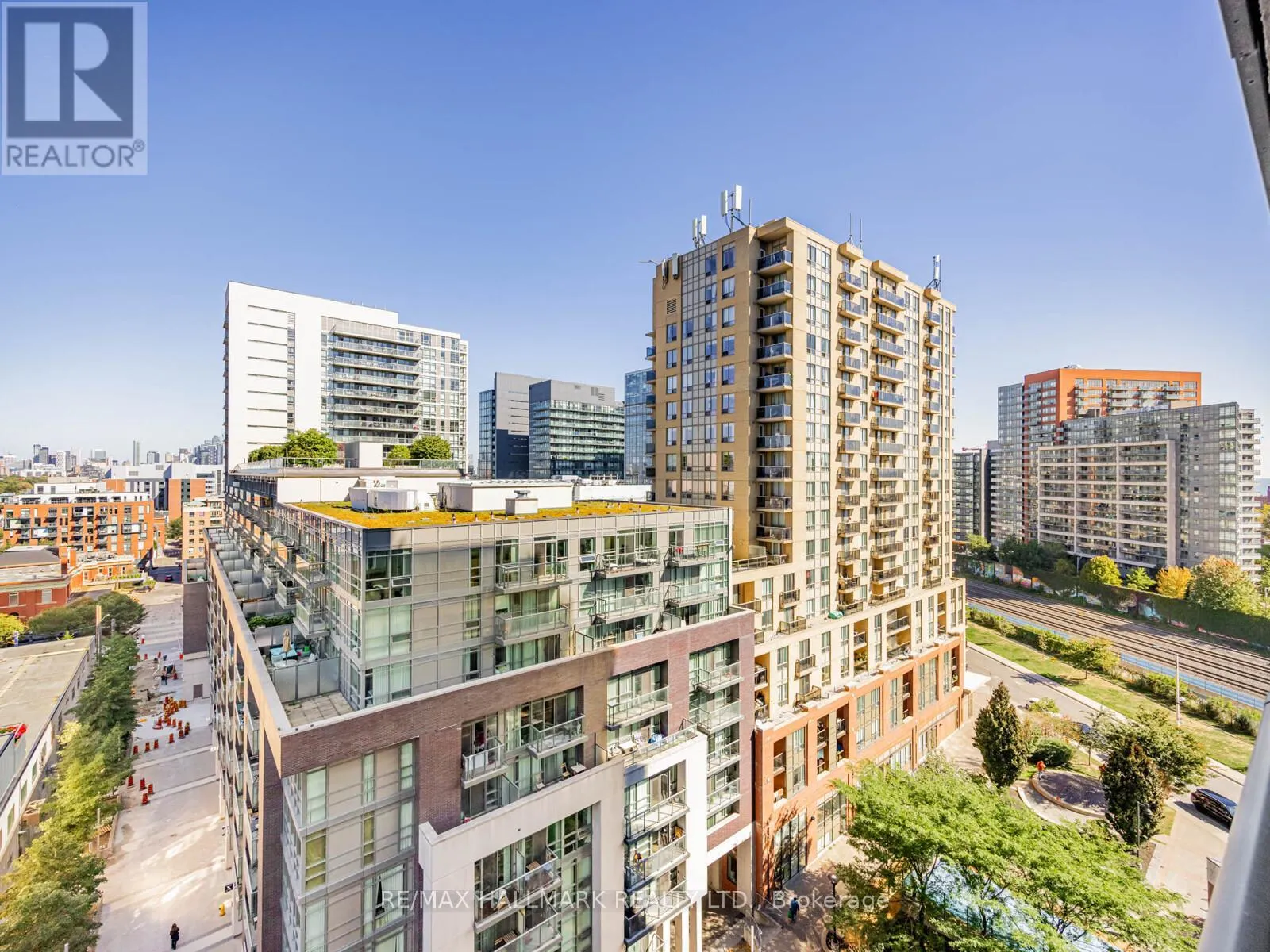 1104 - 1171 QUEEN STREET W